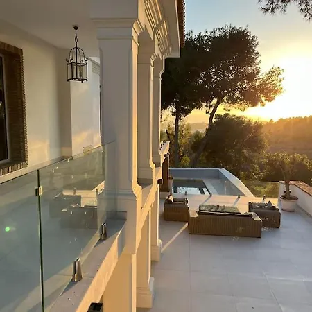 Privada Con Piscina En