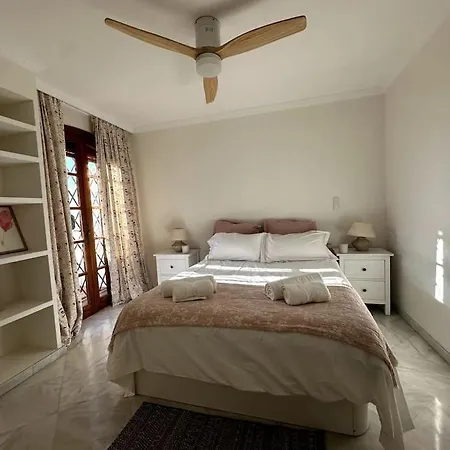 Privada Con Piscina En Malaga