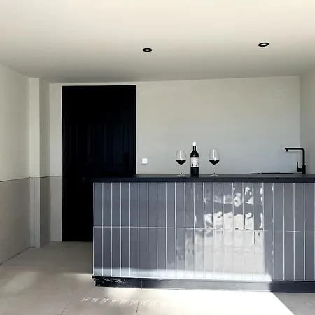 Privada Con Piscina En *