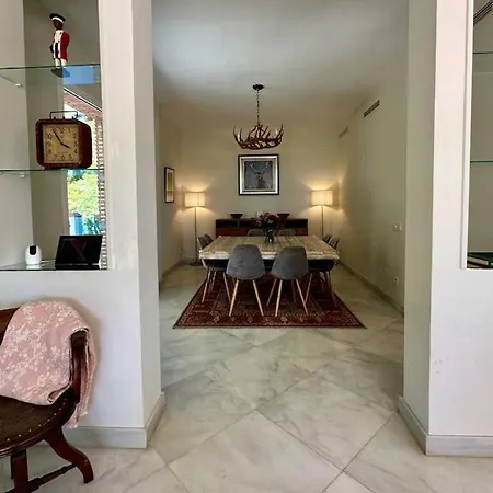 Villa Privada Con Piscina En